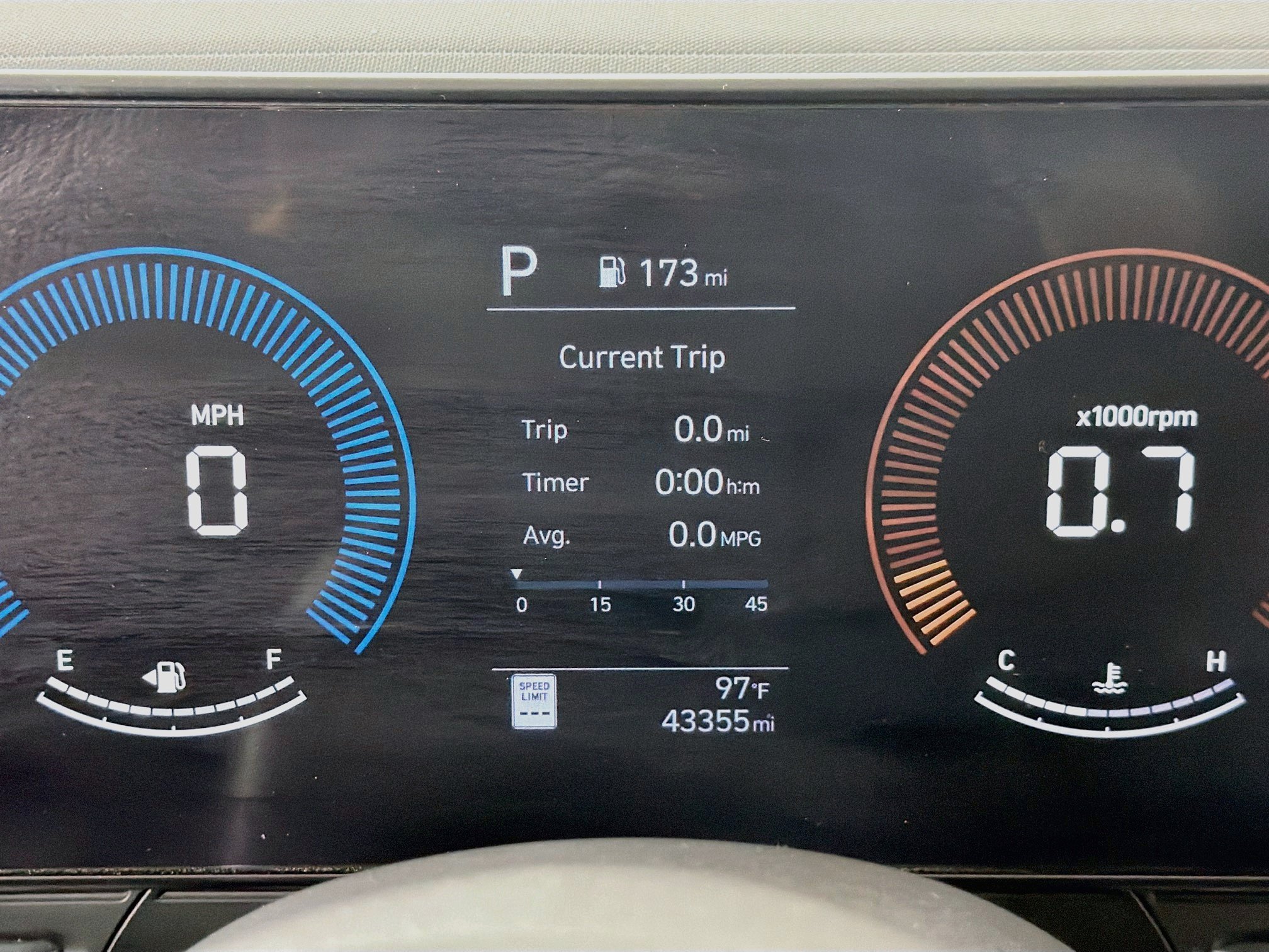 Used 2025 Hyundai Kona SEL FWD image 19