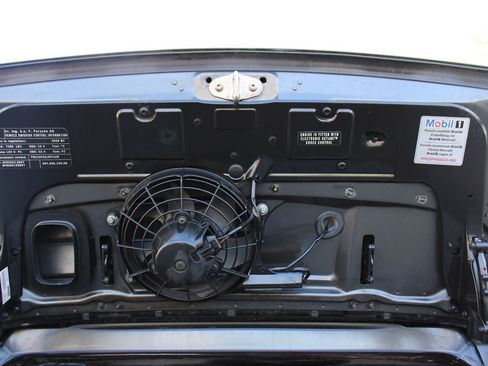 Used 2008 Porsche 911 Cabriolet image 40