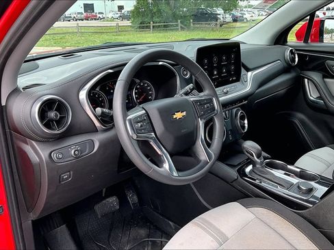 Used 2023 Chevrolet Blazer LT w/ Convenience Package FWD image 12