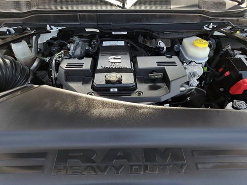 Used 2023 RAM 2500 Laramie AWD/4WD image 34