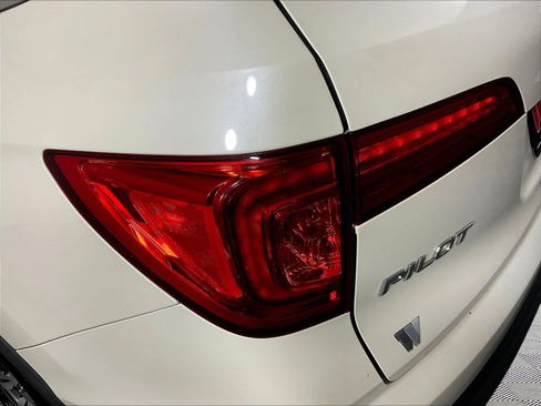 Used 2017 Honda Pilot EX-L image 23
