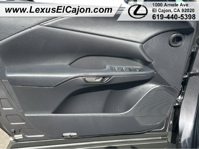 Used 2025 Lexus RX 350 Premium w/ Accessory Package (Z1) FWD image 12
