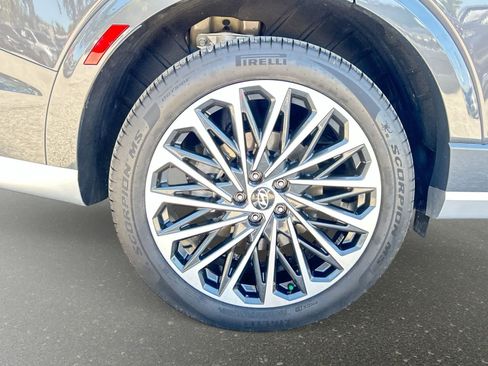 Used 2026 Hyundai Palisade Calligraphy FWD image 5