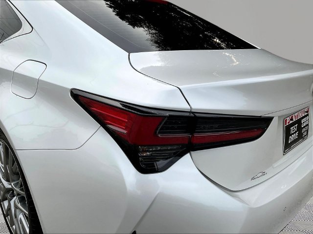 Used 2019 Lexus RC 350 w/ Premium Package RWD image 24