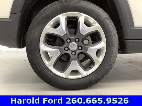 Used 2018 Jeep Compass Limited w/ Navigation Group image 8