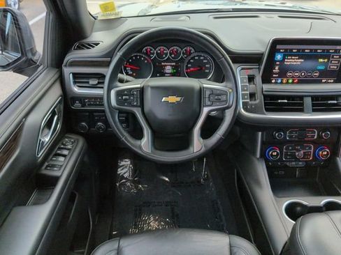 Used 2021 Chevrolet Tahoe LT w/ LT Signature Package RWD image 17