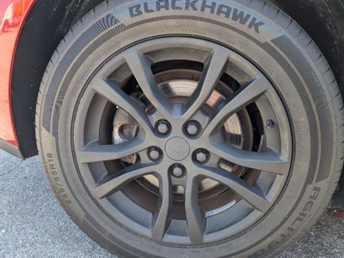 Used 2015 Chevrolet Camaro LT RWD image 32