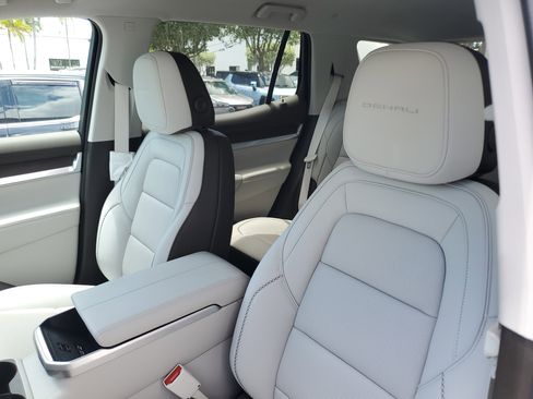 New 2026 GMC Terrain Denali AWD/4WD image 20