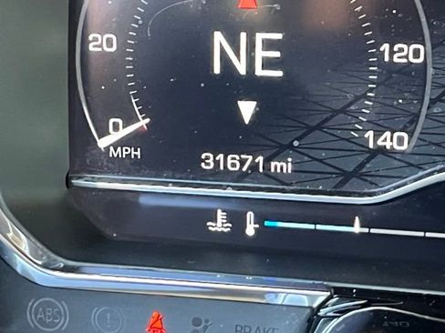 Used 2024 GMC Sierra 2500 SLE w/ SLE Convenience Package image 19