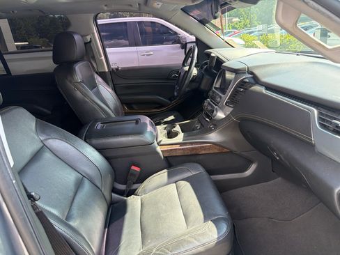 Used 2020 Chevrolet Tahoe LT AWD/4WD image 3