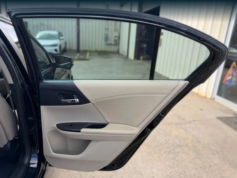 Used 2013 Honda Accord EX-L image 17