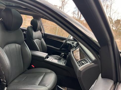 Used 2017 Genesis G80 3.8 w/ Option Group 02 image 32