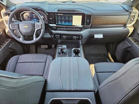 New 2026 Chevrolet Silverado 1500 High Country AWD/4WD image 14