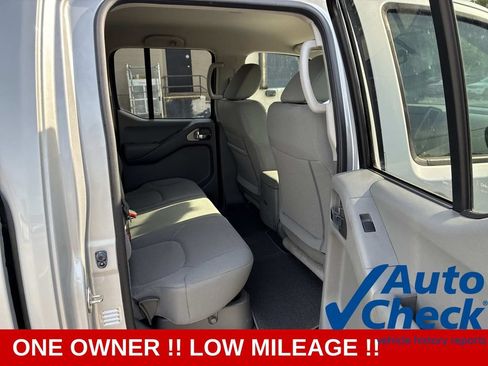 Used 2020 Nissan Frontier SV RWD image 11