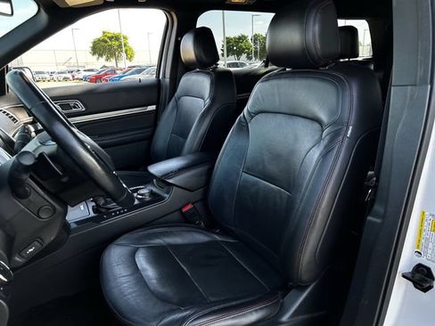 Used 2017 Ford Explorer Sport w/ Equipment Group 401A AWD/4WD image 27