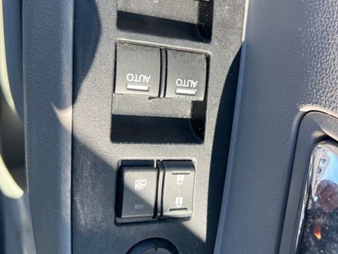 Used 2014 Honda Odyssey EX-L image 24