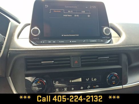 Used 2025 Nissan Rogue SV FWD image 19