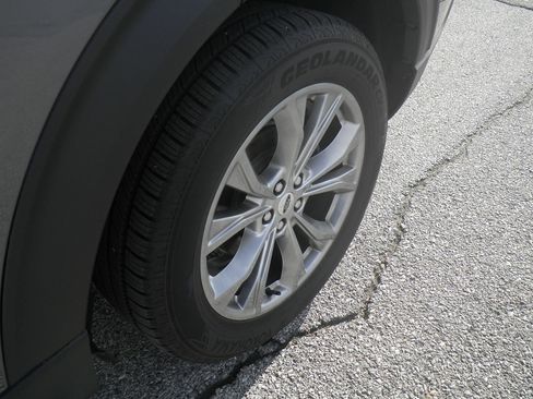 Certified 2022 Ford Explorer XLT w/ Equipment Group 202A image 11