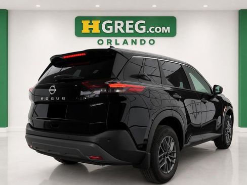 Used 2023 Nissan Rogue S FWD image 6