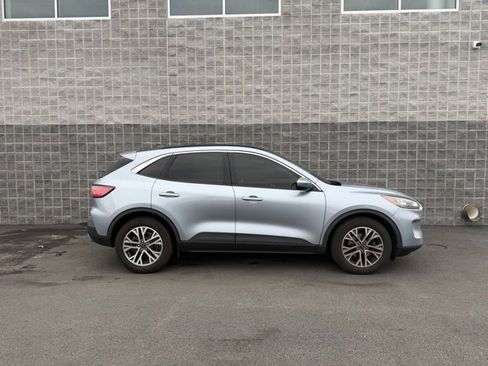 Used 2022 Ford Escape SEL image 3