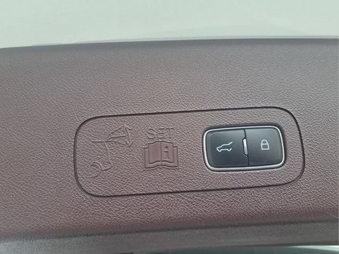 Used 2022 Lincoln Aviator Black Label w/ Dynamic Handling Package AWD/4WD image 8