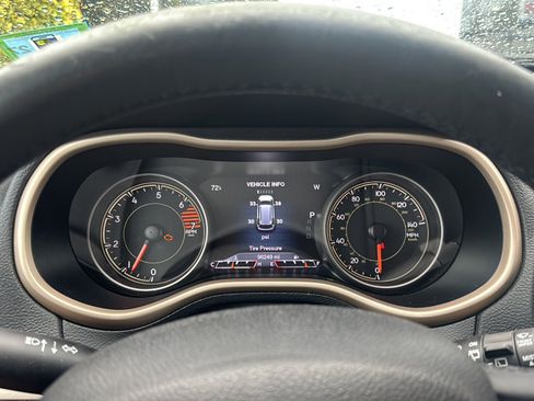 Used 2018 Jeep Cherokee Limited AWD/4WD image 26