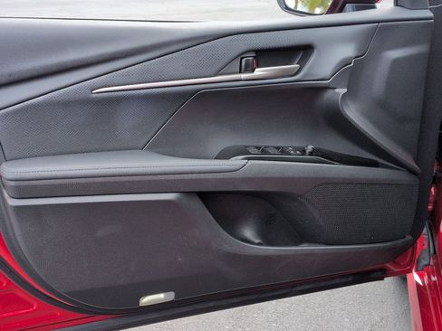 Used 2025 Toyota Camry XSE FWD image 14