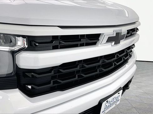 Used 2024 Chevrolet Silverado 1500 RST w/ Z71 Off-Road Package AWD/4WD image 29