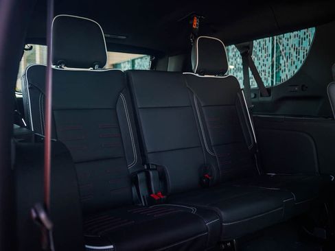 New 2026 GMC Yukon XL AT4 Ultimate AWD/4WD image 14
