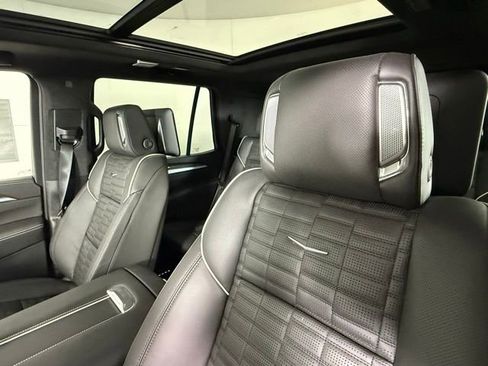 New 2026 Cadillac Escalade V w/ LPO, ONYX Package image 86