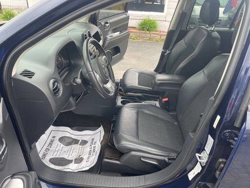 Used 2016 Jeep Compass Latitude image 23