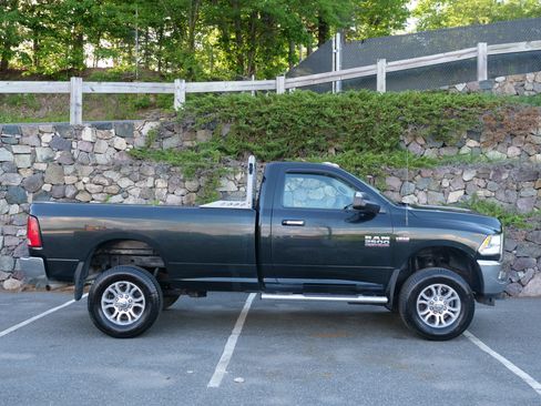 Used 2015 RAM 2500 SLT w/ Popular Equipment Group AWD/4WD image 9