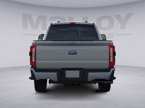 New 2026 Ford F250 4x4 Crew Cab Super Duty image 5