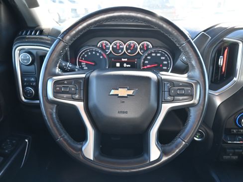 Used 2019 Chevrolet Silverado 1500 LTZ w/ LTZ Convenience Package image 18