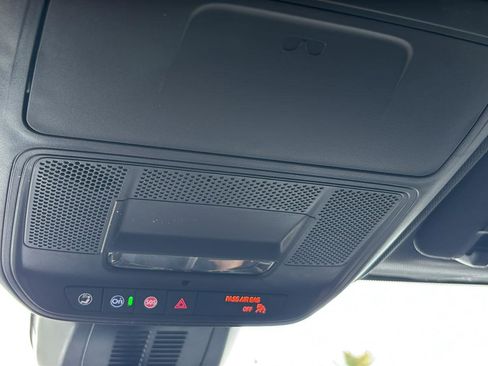 New 2026 GMC Terrain AT4 w/ LPO, Black Badging Package AWD/4WD image 37