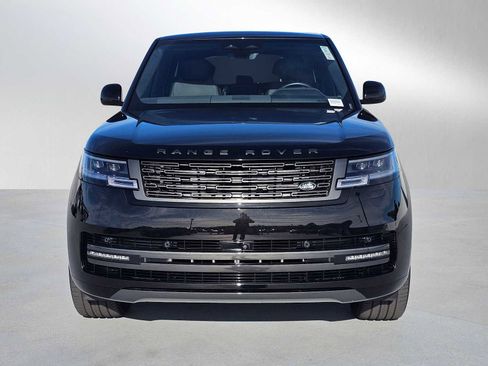 Used 2025 Land Rover Range Rover SE AWD/4WD image 8