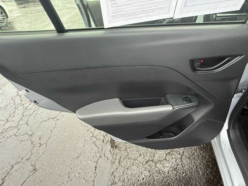 Certified 2025 Subaru Impreza 2.0i image 14