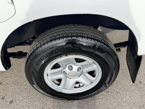 Used 2004 Toyota Tacoma 2WD Regular Cab image 68