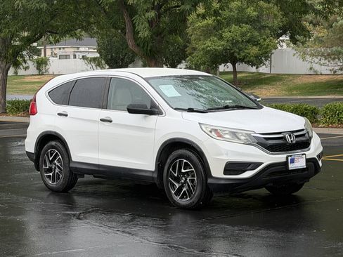 Used 2016 Honda CR-V SE image 11
