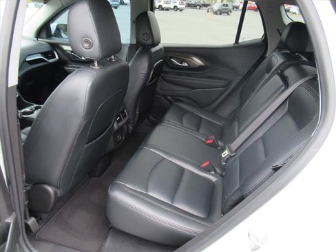 Used 2022 GMC Terrain SLE w/ Driver Convenience Package image 29