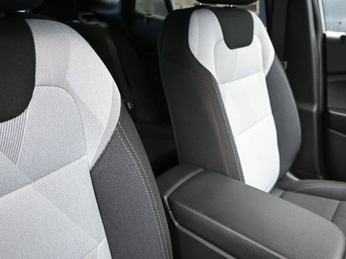 New 2026 Chevrolet Trax RS FWD image 25