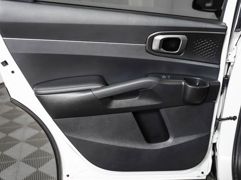 Used 2023 Kia Sorento EX w/ Panoramic Sunroof Package image 25