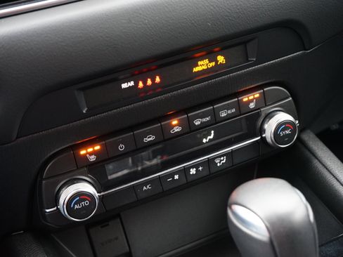 Used 2019 MAZDA CX-5 Touring image 26