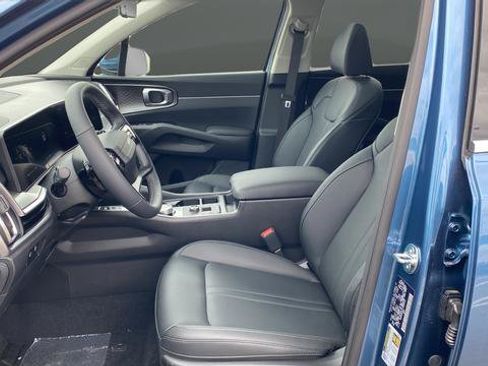 New 2026 Kia Sorento EX AWD/4WD image 9