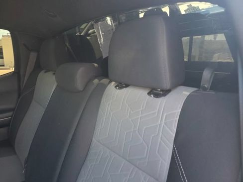 Used 2023 Toyota Tacoma TRD Sport AWD/4WD image 10