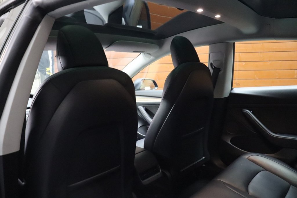 Used 2023 Tesla Model 3 Standard Range RWD image 25
