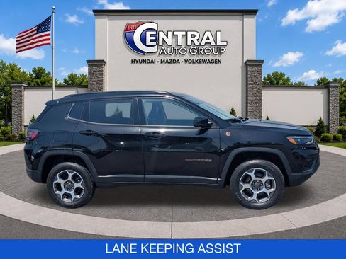 Used 2022 Jeep Compass Trailhawk w/ Trailhawk Elite Group AWD/4WD image 9
