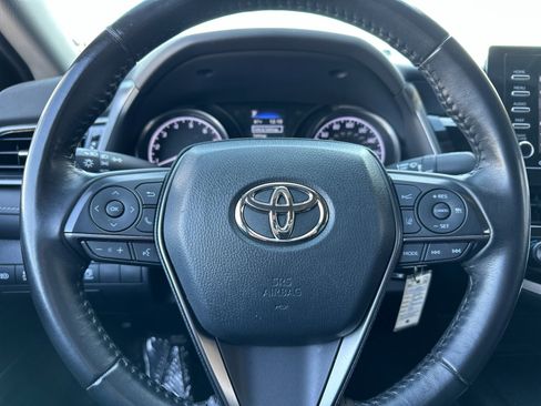 Used 2022 Toyota Camry SE image 20