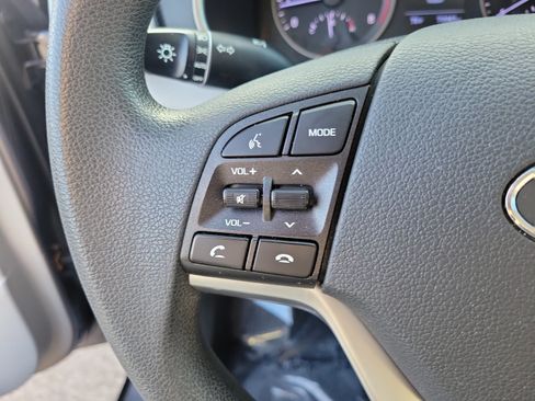 Used 2020 Hyundai Tucson SEL FWD image 18