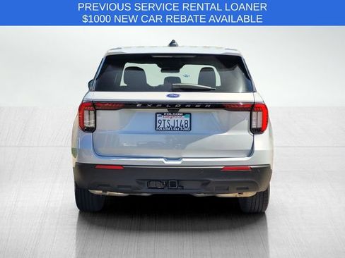 Used 2026 Ford Explorer Active RWD image 5